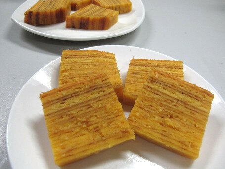 kue lapis legit